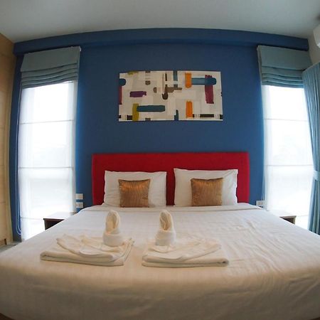 Shyne Place Otel Phuket Dış mekan fotoğraf