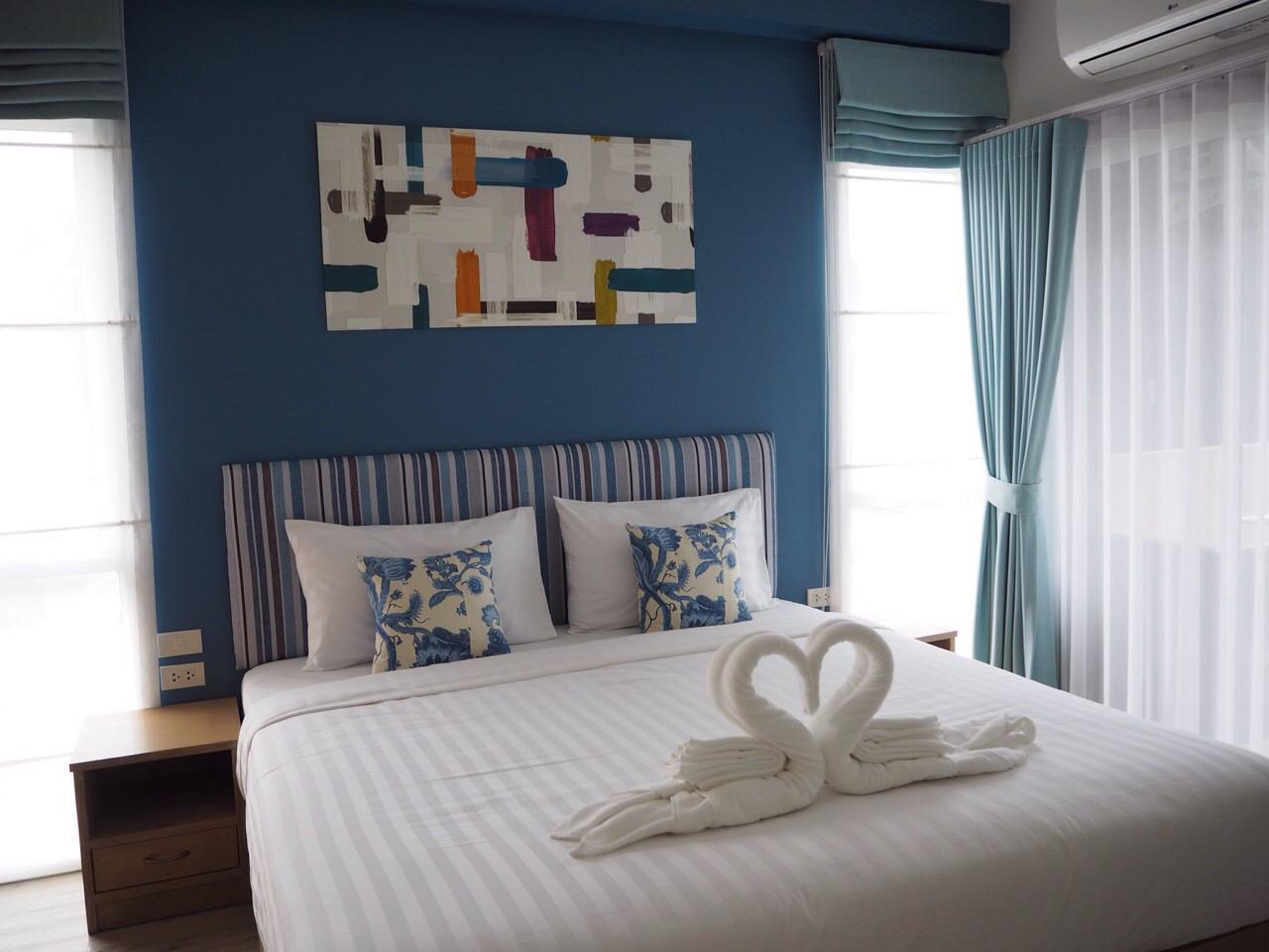 Shyne Place Otel Phuket Dış mekan fotoğraf